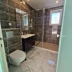 Spacieuse Avec Piscine Privee A - 330 M² *