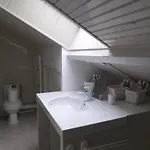 Spacieuse Avec Piscine Privee A - 330 M² Villa
