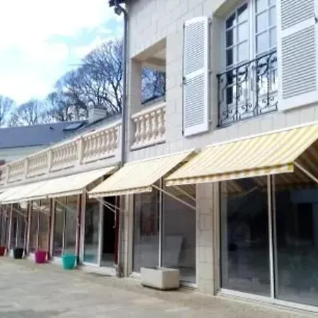 Spacieuse Avec Piscine Privee A - 330 M² * Ranton