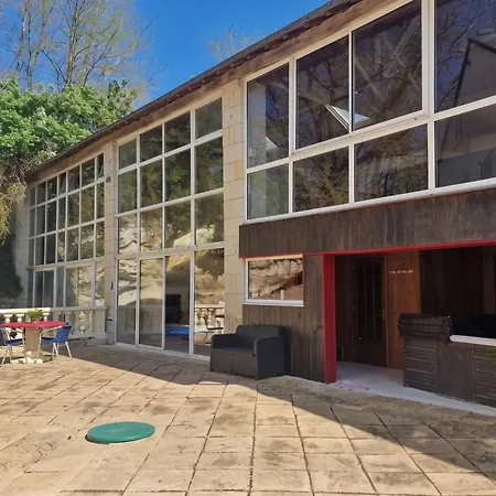 Spacieuse Avec Piscine Privee A - 330 M²