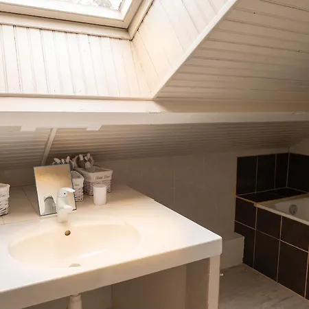 Spacieuse Avec Piscine Privee A - 330 M² * Ranton