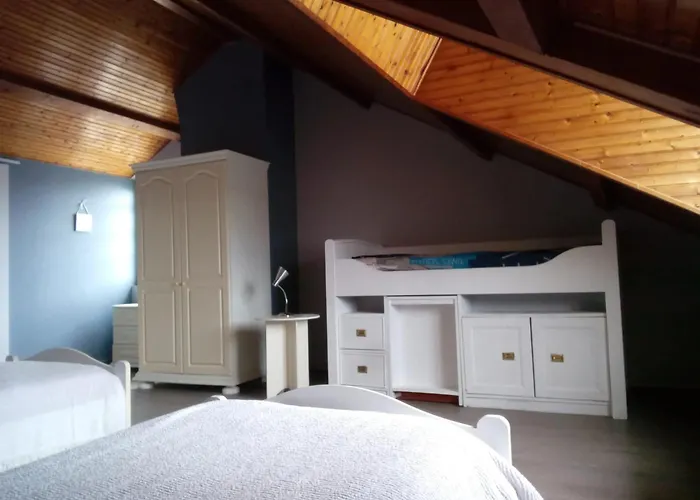 Villa Spacieuse Avec Piscine Privee A Ranton - 330 M² فيلة