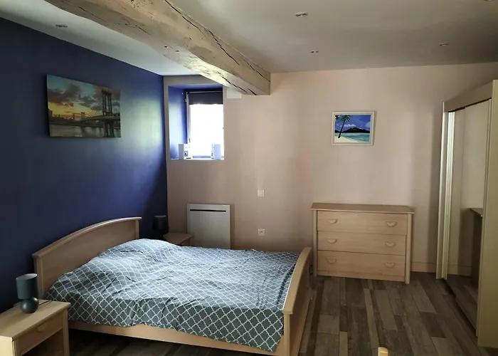 Villa Spacieuse Avec Piscine Privee A Ranton - 330 M² * Ranton